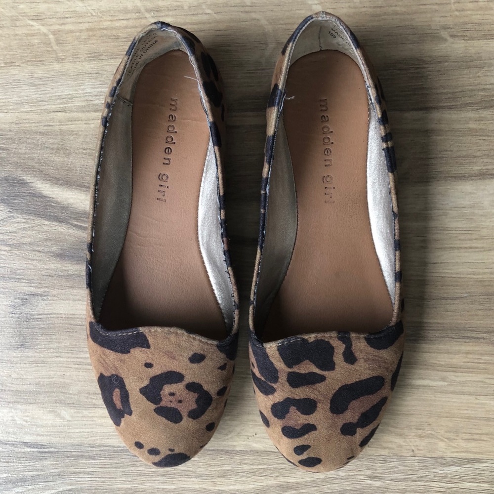 Madden Girl Leopard Flats Size 5